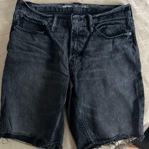 Men’s Old Navy cut off jean shorts 32 waist